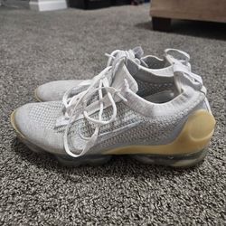 Nike VaporMax 2021 Flyknit White Men’s Size 10