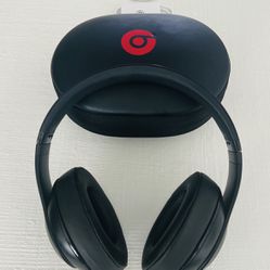 Authentic Beats Studio Wireless Headphones - Matte Black