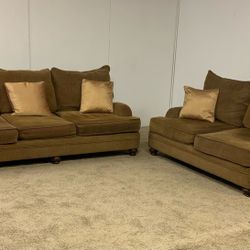 Couch and Loveseat Sofa Set *Free Delivery*