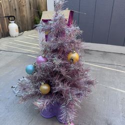 Barbie Vintage Christmas Tree With 6 Princess Ornaments 