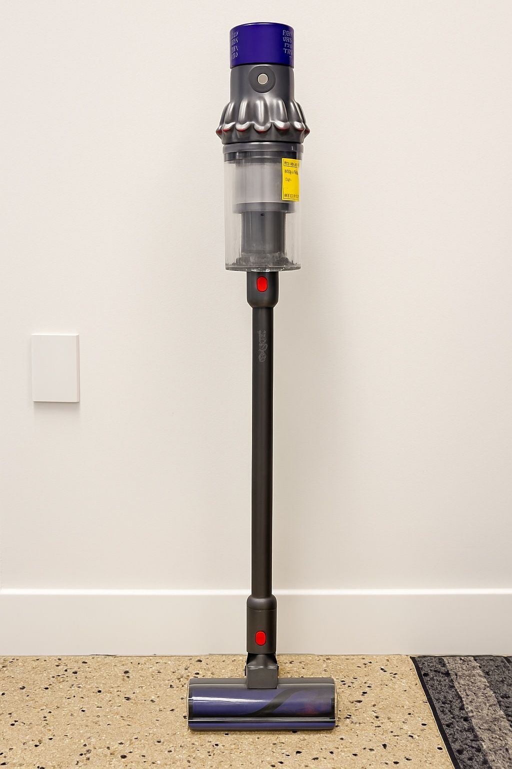 Dyson Cordless Stick Vacuum – Works Great, Powerful Suction