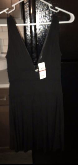 NEW WITH TAGS VINTAGE BCBGMAXAZRIA BLACK V NECK SLEEVELESS DRESS