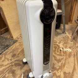 DeLonghi Radiant Oil Heater 