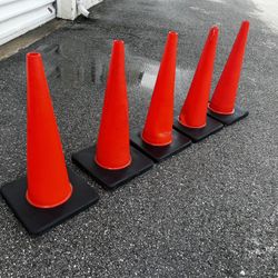 $50 for all 5! (5) 28” Hi-Viz Orange Traffic Safety Cones! Stackable. Good condition!