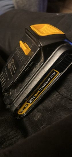 Dewalt 20v max lithium ion battery
