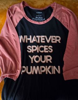 Torrid size 3  shirt