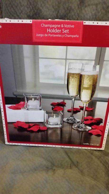 Champagne and Votive Holder Set New