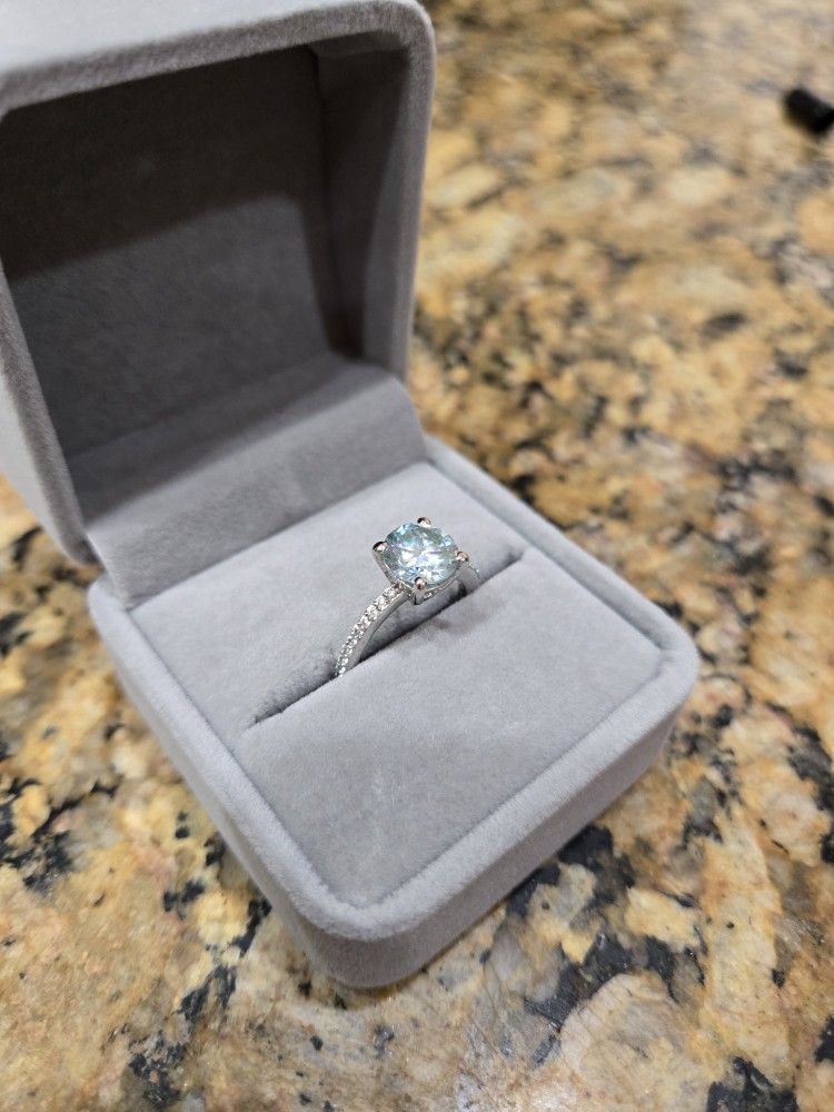 NEW 3.03 CTS GENUINE BLUE MOISSANITE IN STAMPED 925 STERLING SILVER SIZE 7.5