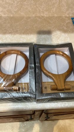 GLACIER BAY TOWEL RINGS