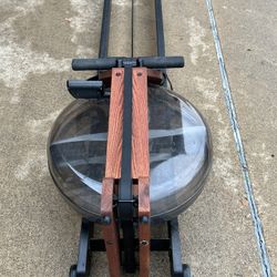Rowing Machine (minimal use)