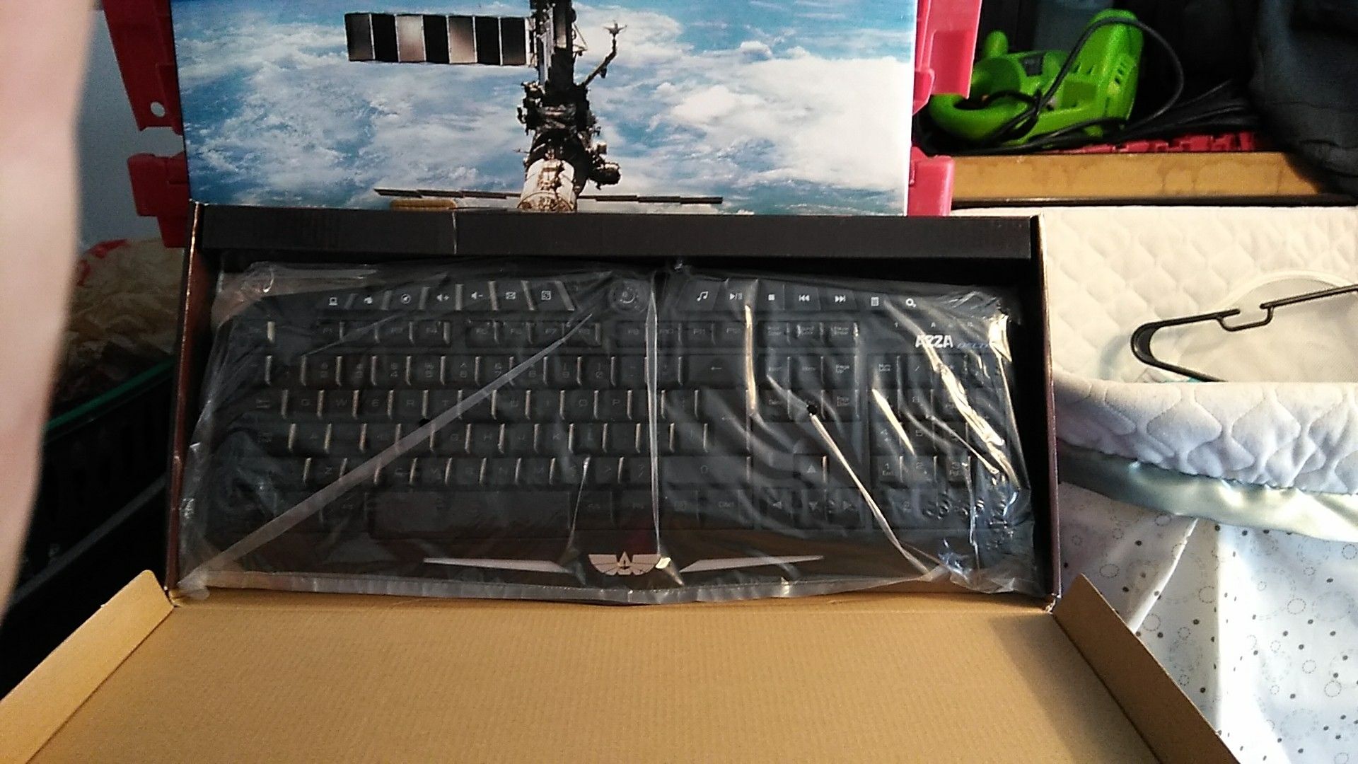 Azza Delta gaming keyboard