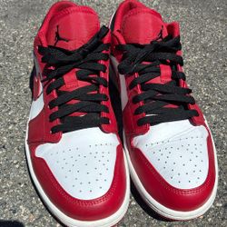 Red Nike Shoes 