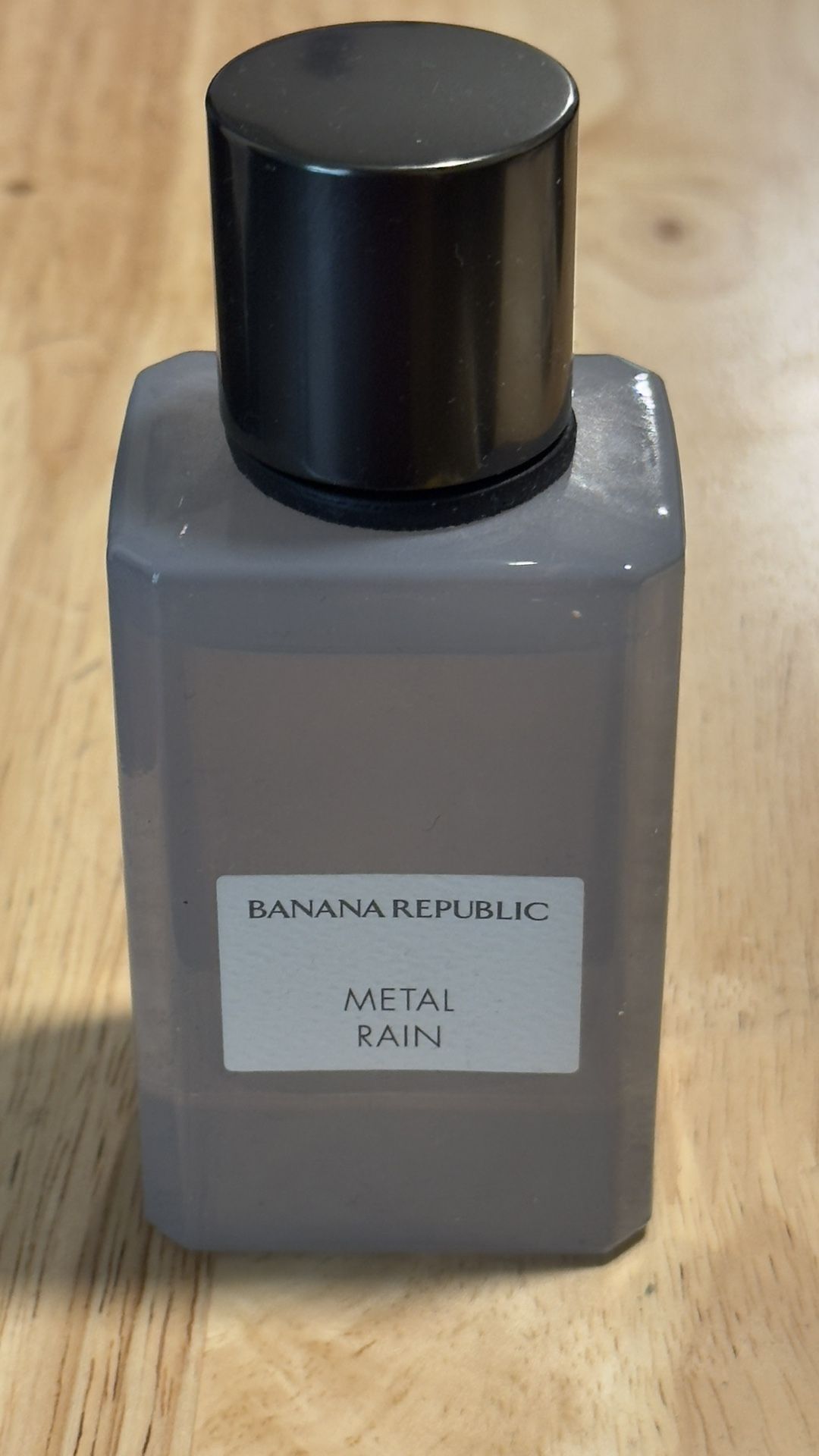 Banana Republic Metal Rain (Eau De Parfum)