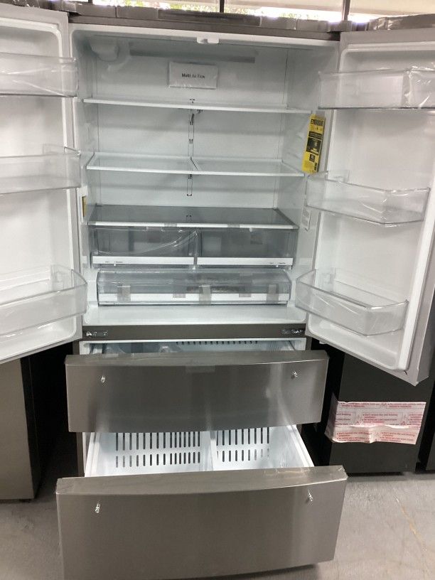 Slim Space Plus Dual Ice Maker Refrigerator By Lg