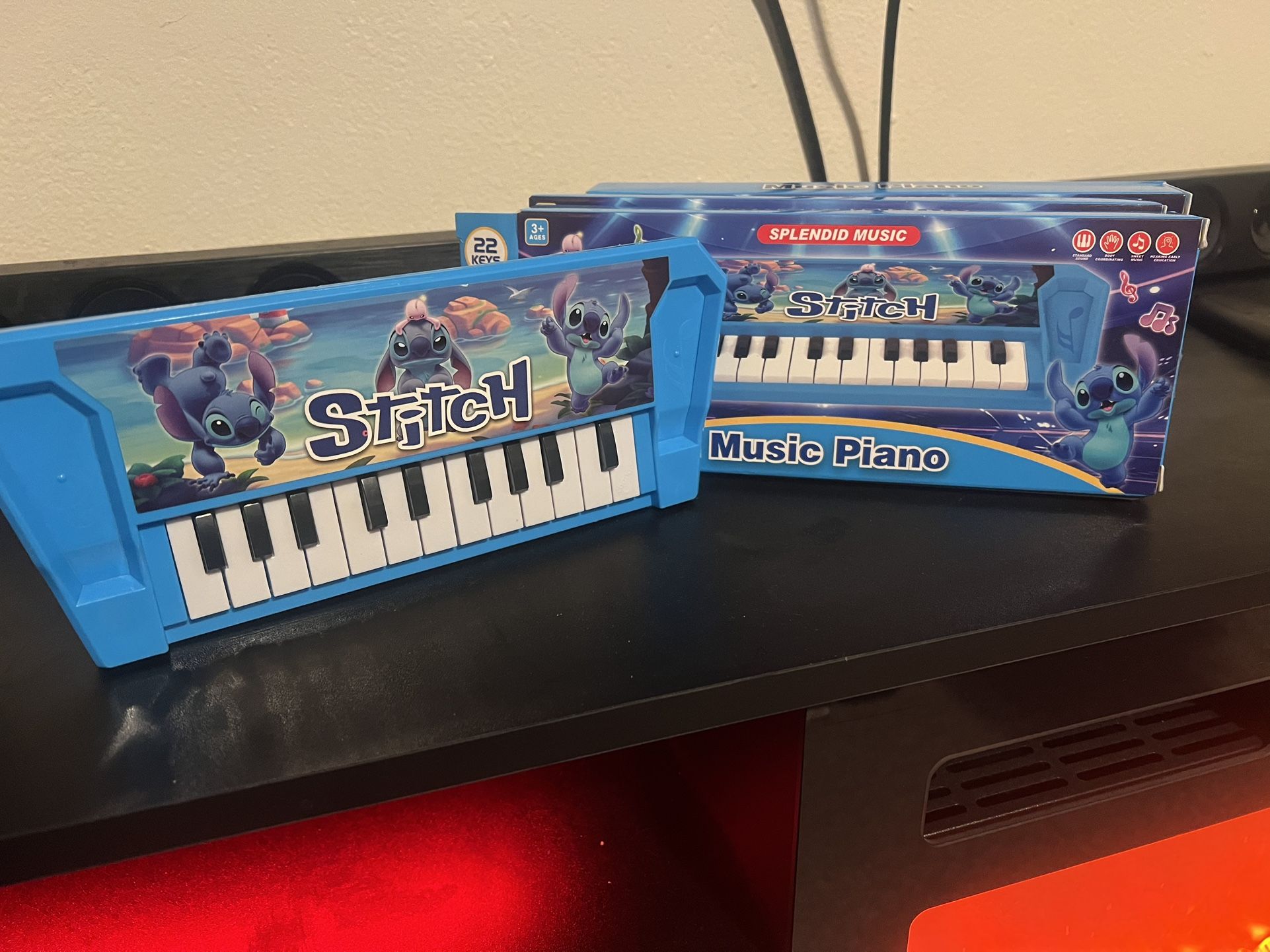 Stitch Keyboard Piano