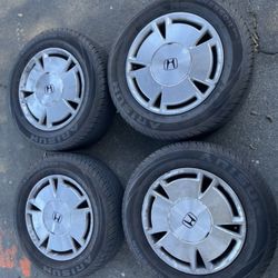 4 — 195/65r15 5x4.5 5x114.3 Stock Honda Civic Hybrid  Accord Camry Avalon Wheels Rims Good 90% Treads Tires 2025 DOT