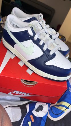 Boys Nike dunks