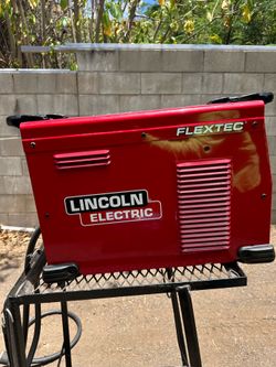 Lincoln Electric Flextec 350X Construction Welding Power Source