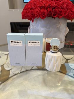 $139 EACH !!!  Miu Miu Fleur de Lait Eau de Parfum FIRM PRICE PRECIO FIRME 🤍