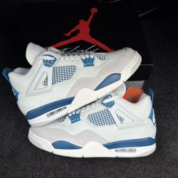 Air Jordan 4 Military Blue 