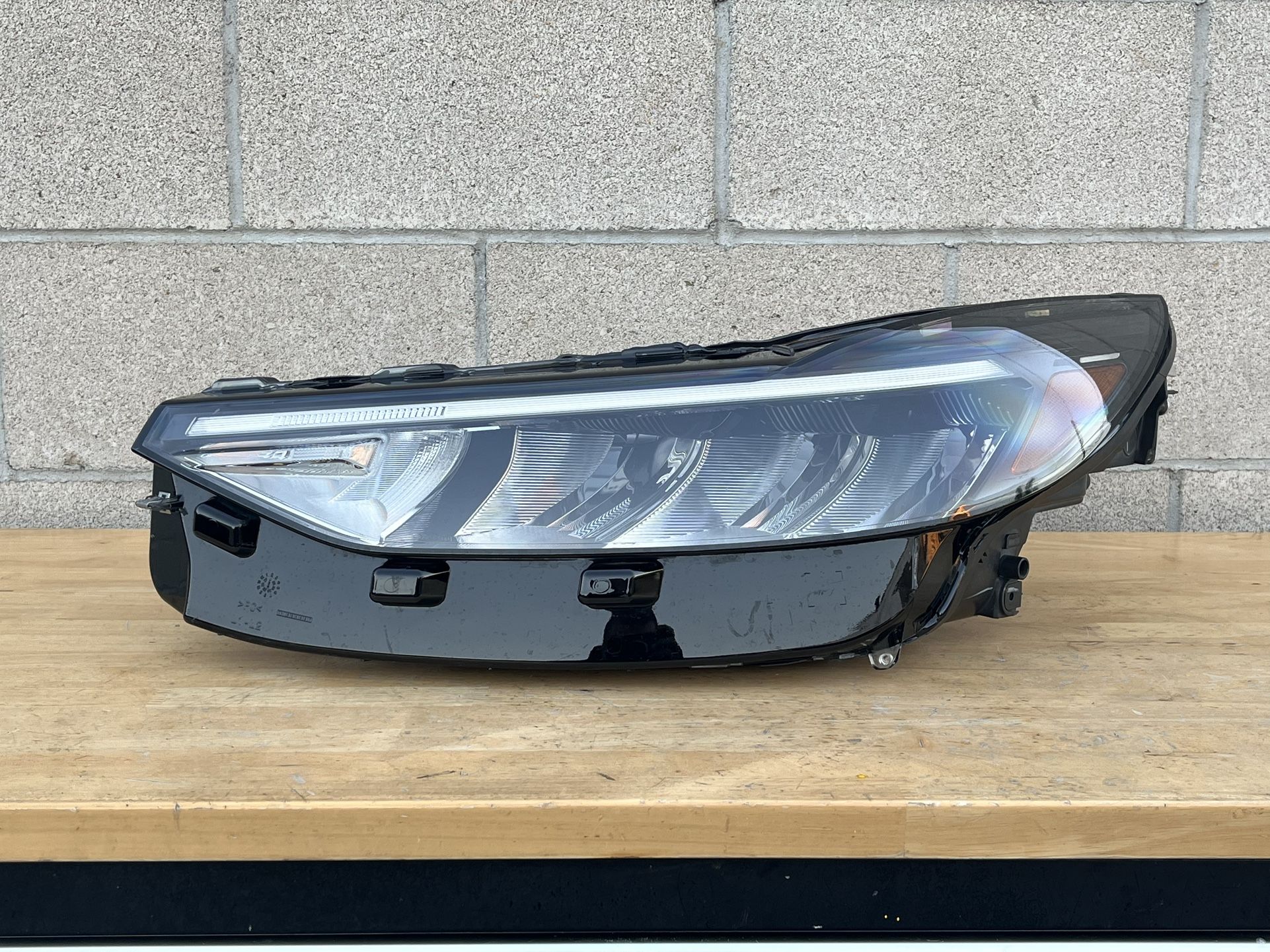 2023-24-2025 Ford Escape HEADLIGHT LEFT SIDE FULL LED OEM