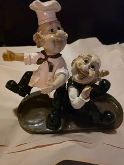 Duel chef wine bottle holder