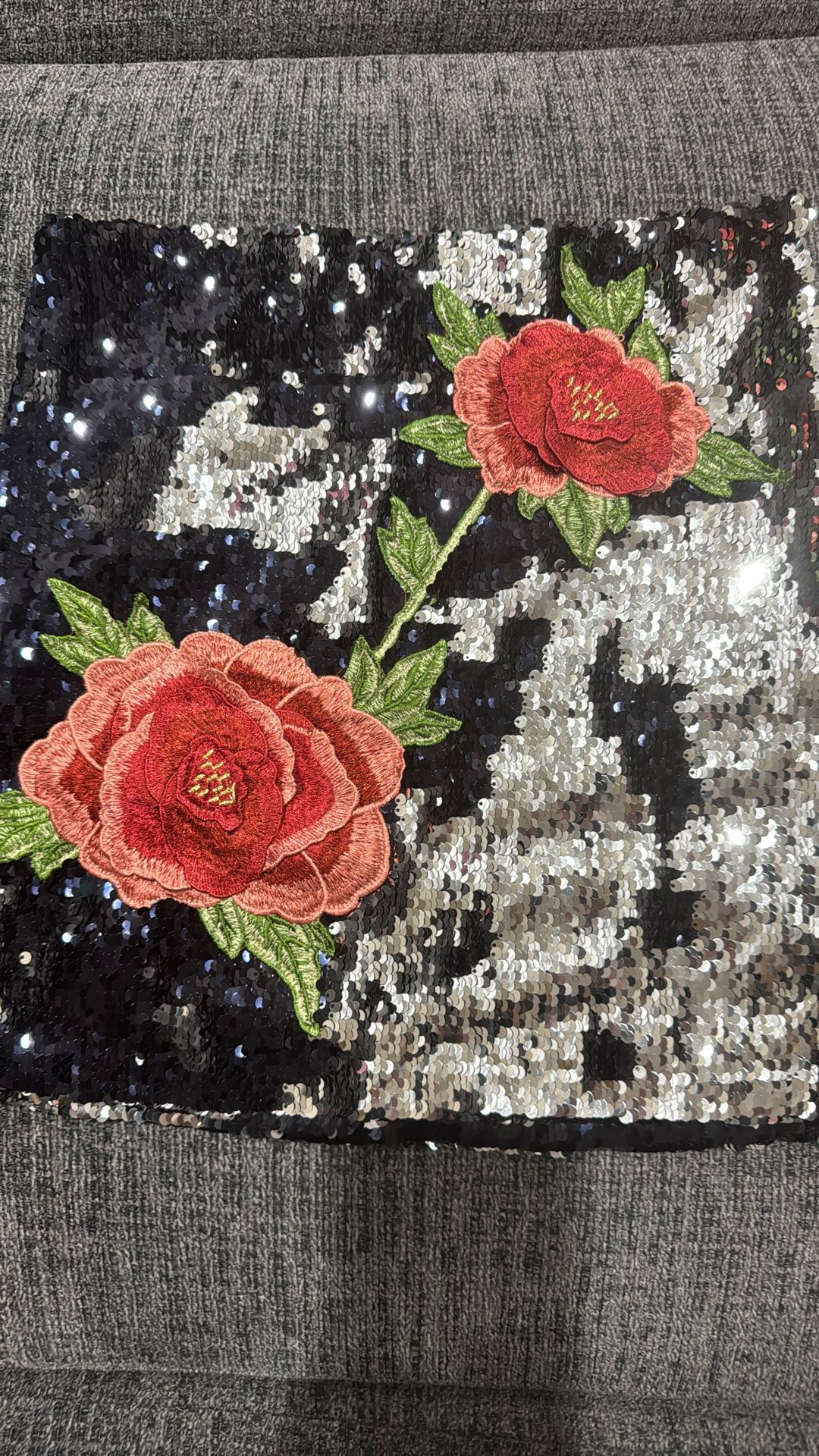 Sequin Embroidered Skirt Size Medium