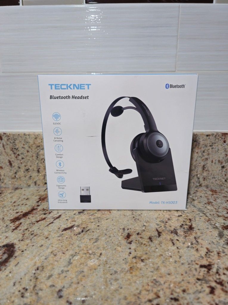 Headset Bluetooth 5.0 with Microphone for PC, USB Wireles for Work, 40H Working Time AI Noise Cancelling On-Ear Bluetooth Headphones with Base