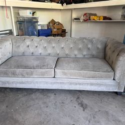 Couch in great condition
