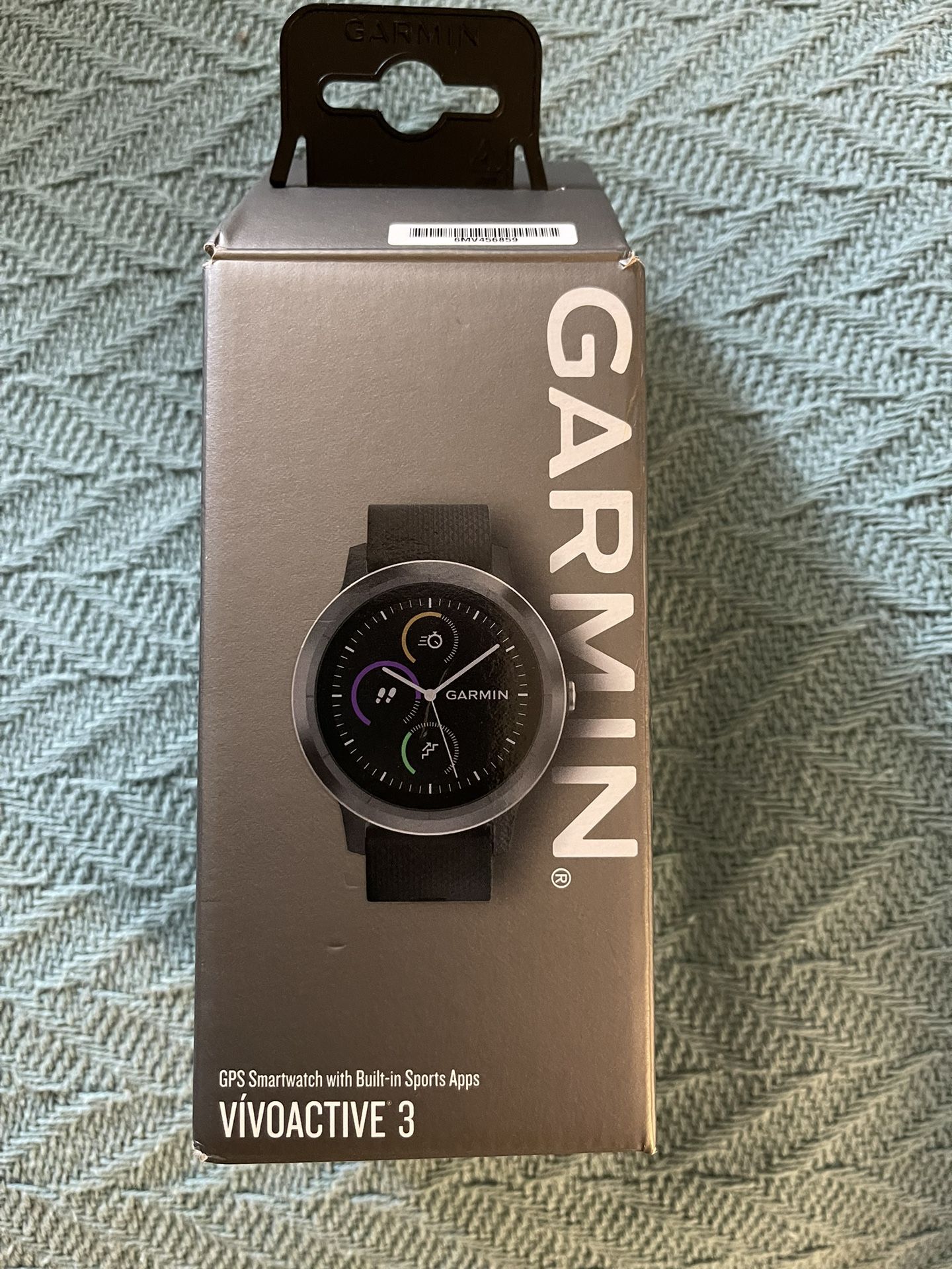 Garmin Vivoactive 3(barely used)