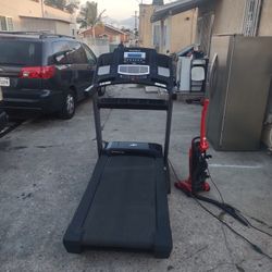 Nordritrack Treadmill 