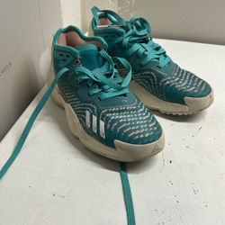 Size 4 1/2 Basketball Shoes Adidas
