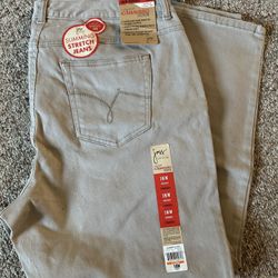 Women's Plus-Size Slimming Classic Fit Straight-Leg Jeans With Tummy Control