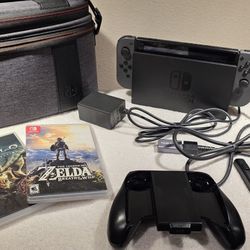 Nintendo Switch Bundle - Zelda BOTW + Diablo III + Case (Excellent Condition!)