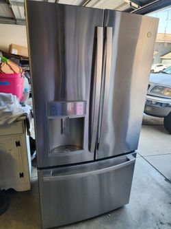 GE Refrigerator