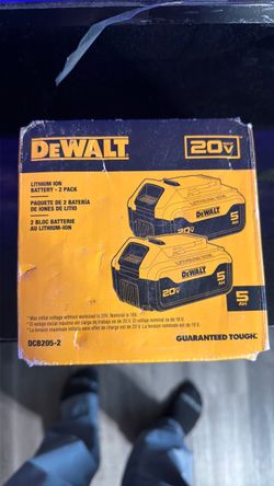 New Dewalt batteries 20maxV 5AH