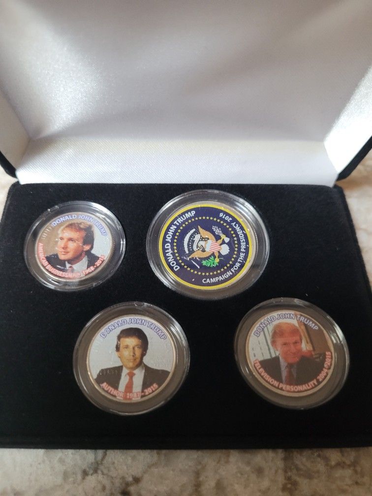 DONALD TRUMP 45th President Of The United States 4- PIECE Colorized Coin Set