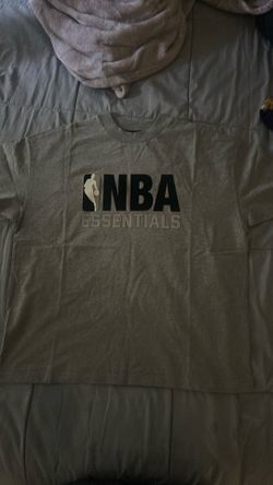 Essential NBA shirt