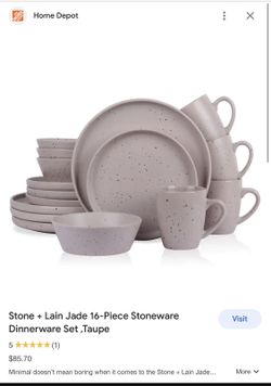 Dinnerware set