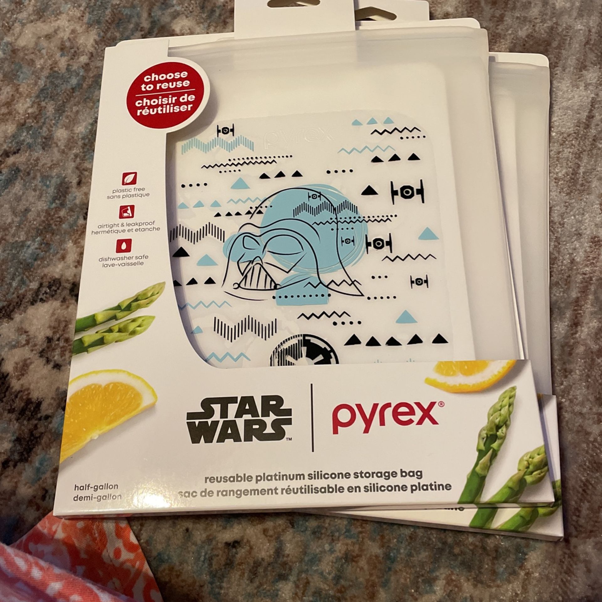 Pyrex Star Wars Reusable Silicone Bag