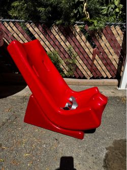 Tumble Forms 2 feeder seat with base