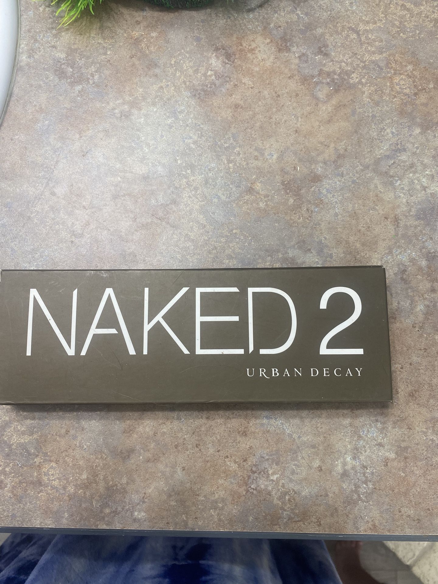 Naked 2 Pallet