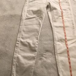 WHITE PANTS SIZE 28