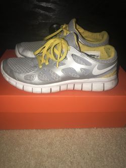 Nike free livestrong women’s 8