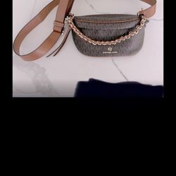 Womens XS like new Michael Kors brown With Gold hardware Slater Pack Bag