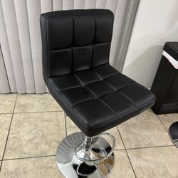 Set Of 2 Bar Stools