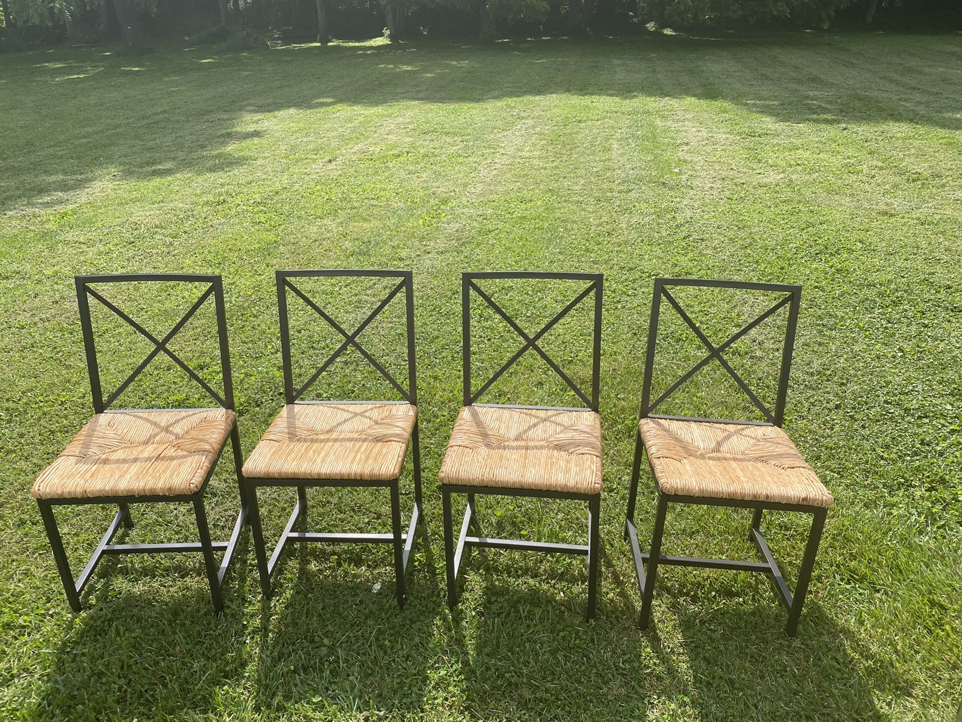 4 Beautiful Kitchen Chairs Or Dining Chairs With Rush Rattan / Cane Seats  For Kitchen  dinning Table