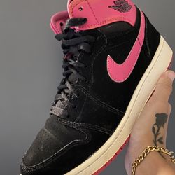 Air Jordan 1 Retro High GG ‘Vivid Pink’