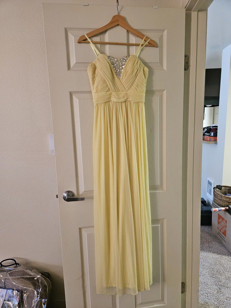 Yellow Prom Sleeveless/Strapless Dress With Sequins, Brand: Caché, Size 2