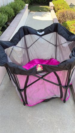 Play yard